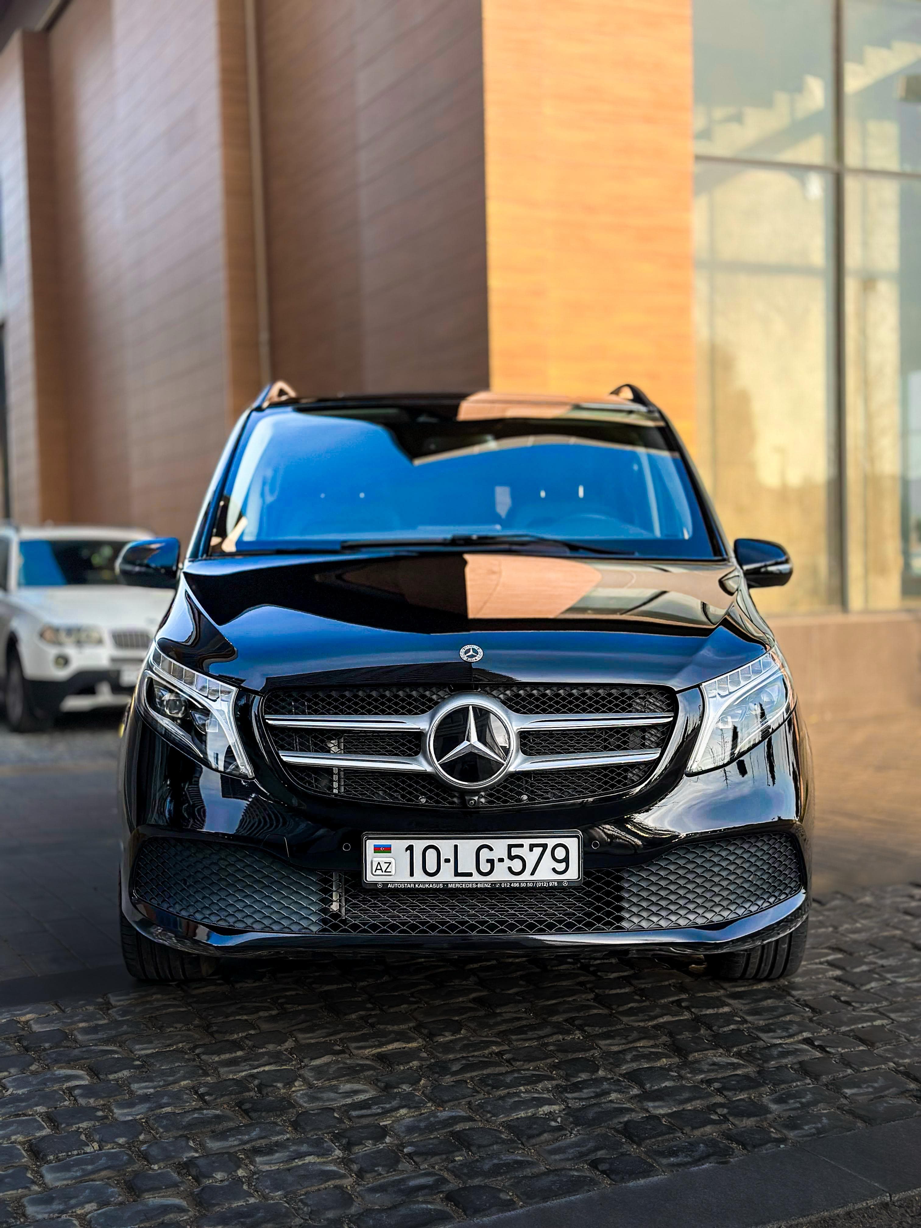 Mercedes V-Class 2024